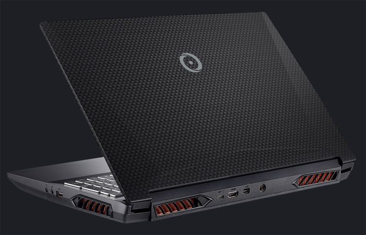 Il laptop Origin PC NS-15 ha un processore AMD Ryzen 9 5950X a 16 core