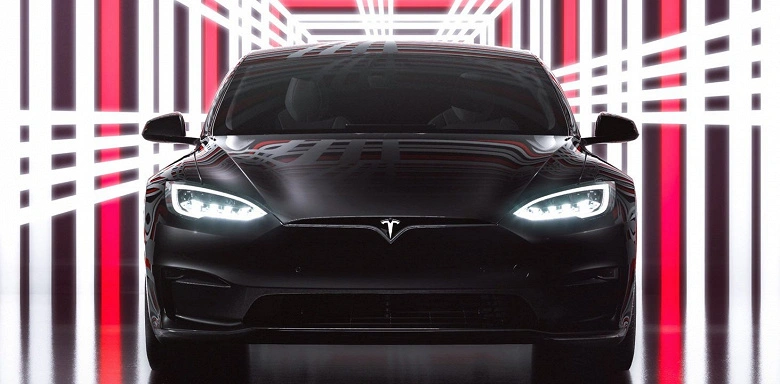 Il plaid del modello di Tesla più veloce è rilasciato il 10 giugno