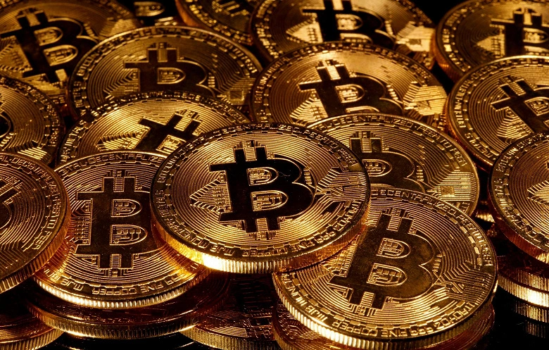Bitcoin n'est plus sauvé? Le taux s'est effondré à près de 34 000 dollars