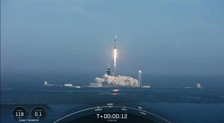 Spacex ha inviato un altro satellite 53 Starlink in orbita. La prima tappa del razzo Falcon 9 è stata usata 12 volte, e questo è un record