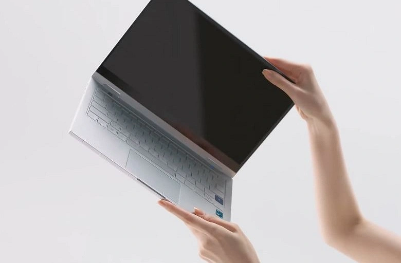 Samsung Galaxy Book Go with Windows 10Homeの価格はわずか350ドルです
