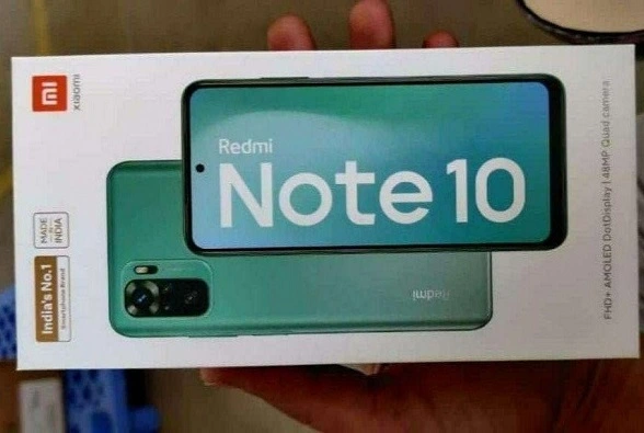 Redmi Note 10의 박스 사진 확인 AMOLED 화면