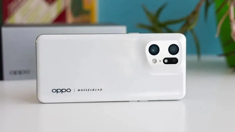 O flagship OPPO já economiza 80% de capacidade de bateria após 1600 ciclos de carregamento