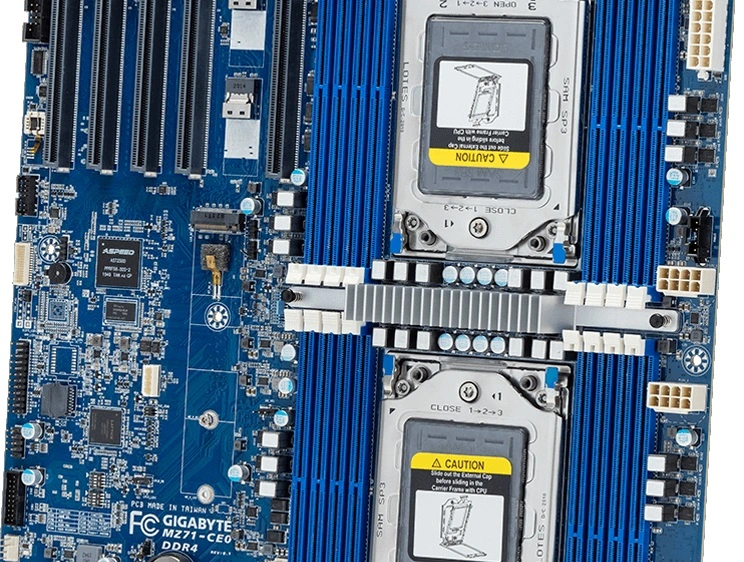 Le schede madri GIGABYTE MZ71-CE0 e MZ71-CE1 sono progettate per funzionare con due chip AMD EPYC