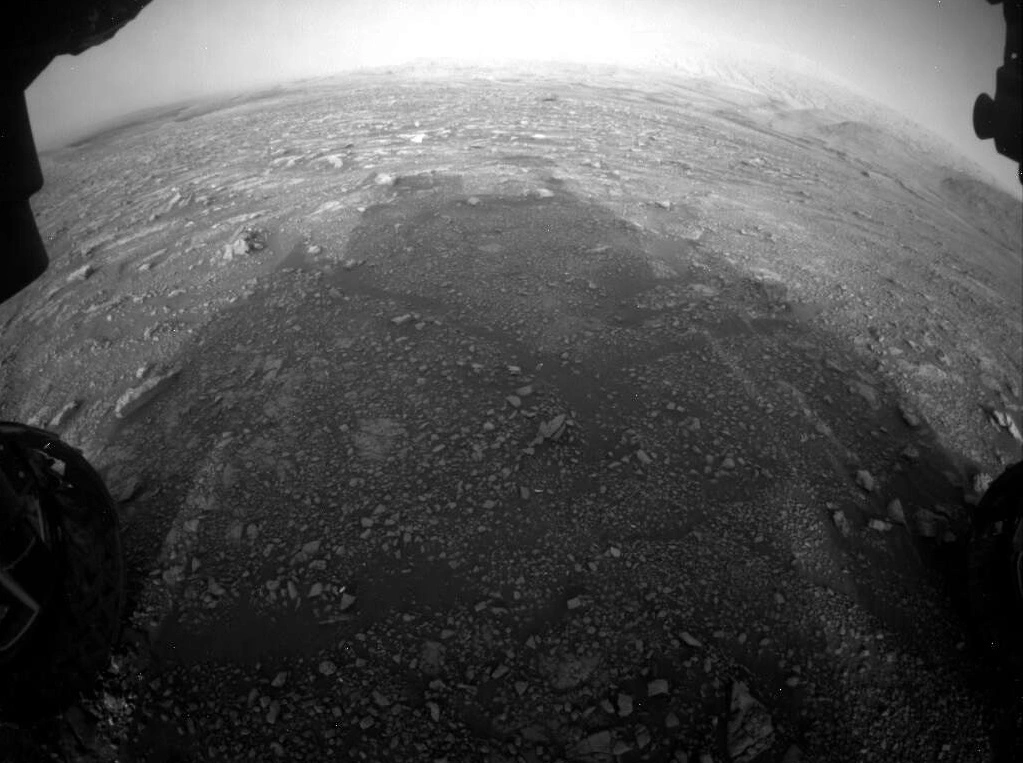 Marte, Curiosity, Dia 2967-2968: A curiosidade vai para as areias