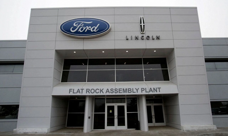 FordとGMはミシガン州の2つの工場で生産を止める