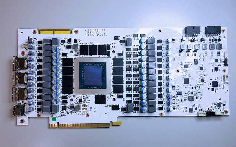28 Phase di potenza e la capacità di presentare 1200 W Power Galax GeForce RTX 3090 TI Hof OC Lab Edition