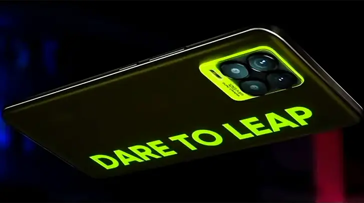 Das leuchtende Smartphone Realme 8 Pro präsentiert