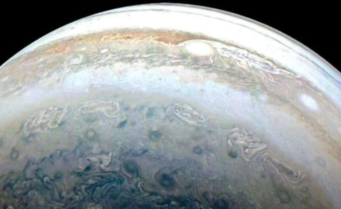 La mission Juno capture la collision d'une météorite avec Jupiter