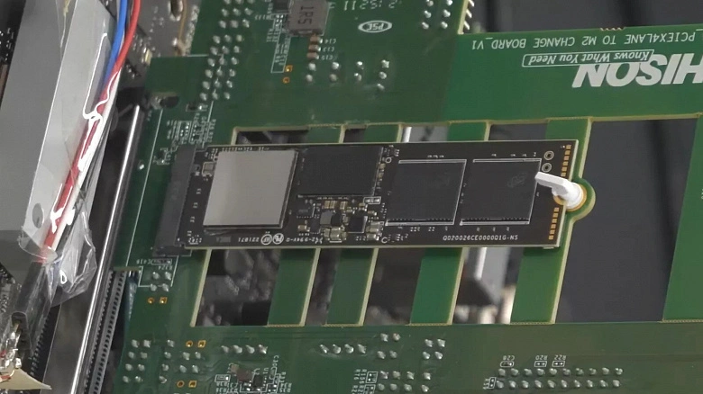 O PS5 agora não é um top - Phison mostrou o controlador E26, que emite até 12 GB ao ler