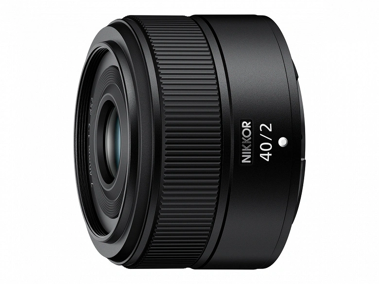 Simultaneamente, com a câmera Nikon Z FC deverá anunciar duas lentes nikkor z