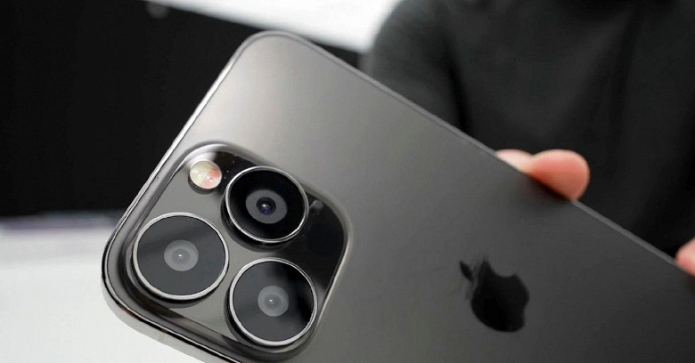 L'autonomia dell'iPhone 13 Pro Max sarà "come una bestia", ma solo in modalità 60 Hz