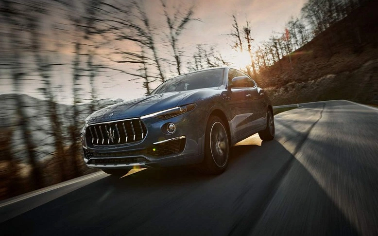 하이브리드 크로스 오버 Maserati Levante Hybrid 발표