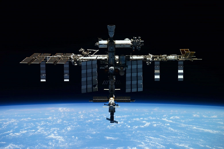 "Nuovo! Esclusivo! Unico! ": Le prime immagini della ISS con il segmento russo completato