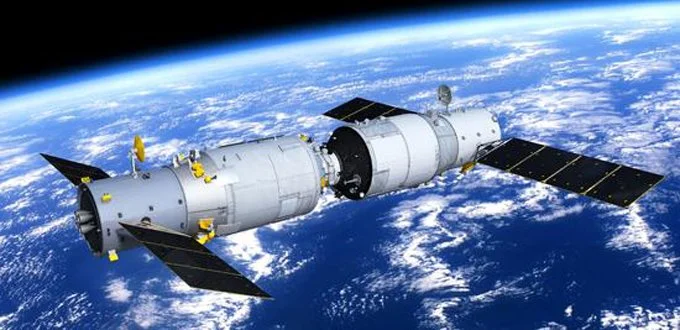 中国の宇宙船「天竺 -  2」は軌道から降りて地球の大気中で燃えた