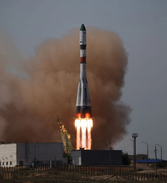 Soyuz-2.1a-Rakete begann vom Baikonur Cosmodrome