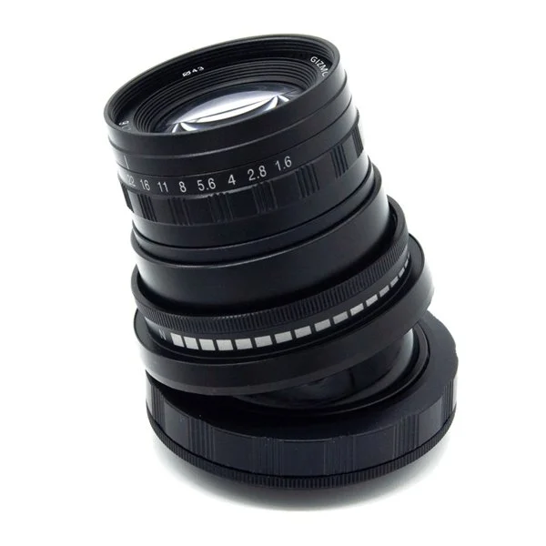 L'obiettivo Gizmon 50mm f / 1.6 nella funzione di inclinazione è disponibile nella versione Fujifilm X Mount