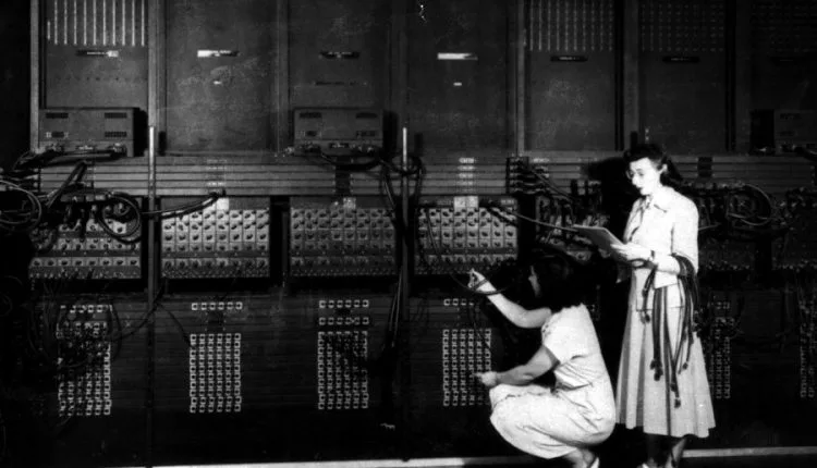 75 년 전, 세계 최초의 현대 컴퓨터 등장-ENIAC