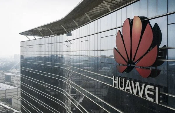As sanções não interferem na Huawei para colocar registros financeiros. O lucro líquido da Huawei para 2021 aumentou quase 76%