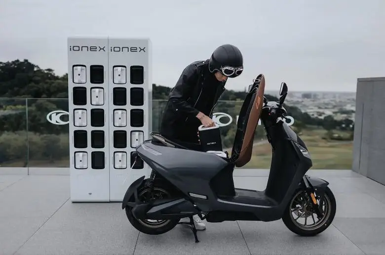 A Kymco lança suas scooters elétricas com baterias intercambiáveis ​​na Europa