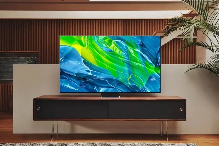 A primeira TV Samsung QD-OLED é apresentada. Outros modelos também são anunciados