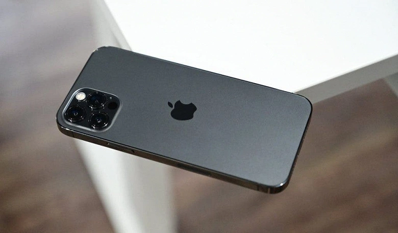 iPhone 14, iPhone 14 Pro, iPhone 14 Max e iPhone 14 Pro Max têm mostrado em novas imagens das capas do fabricante