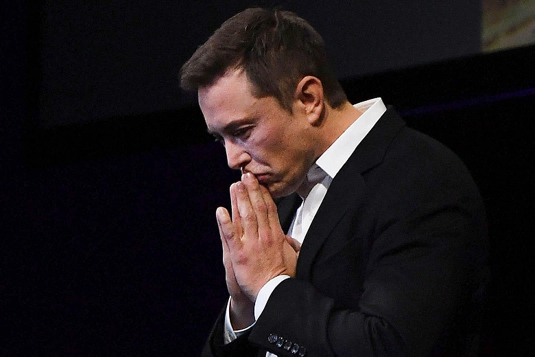 "Ho un aspetto molto scarso per l'economia." Elon Musk ha annunciato il licenziamento di circa 10.000 lavoratori Tesla