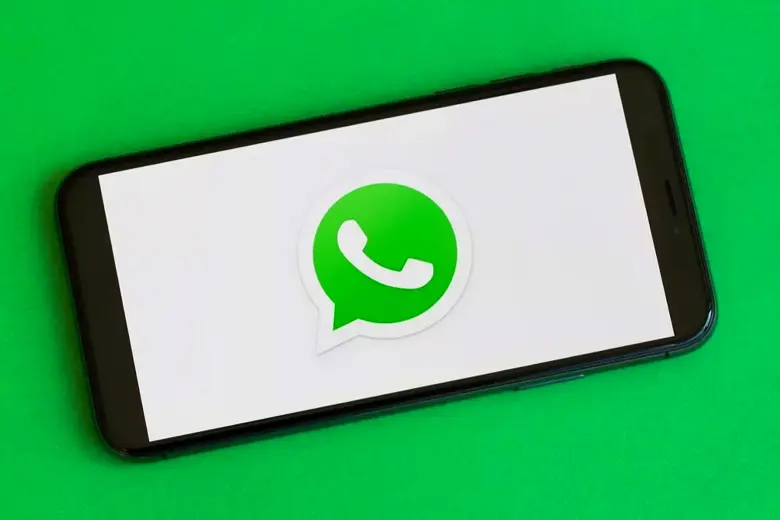 WhatsApp invia 100 miliardi di messaggi ogni giorno