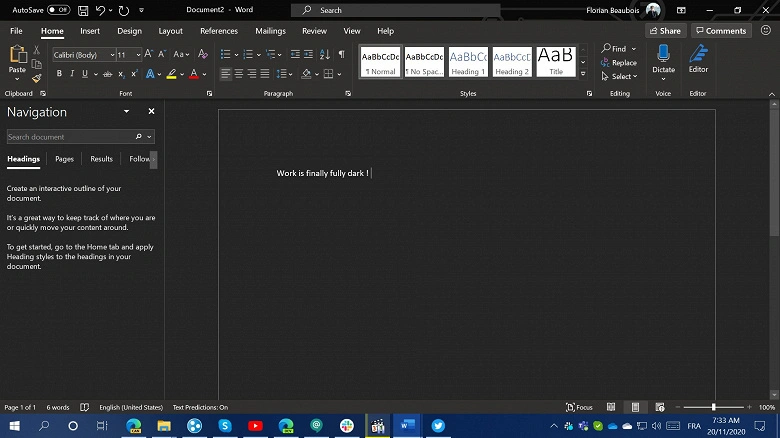 Mise à jour de Microsoft Office. Microsoft Word noir