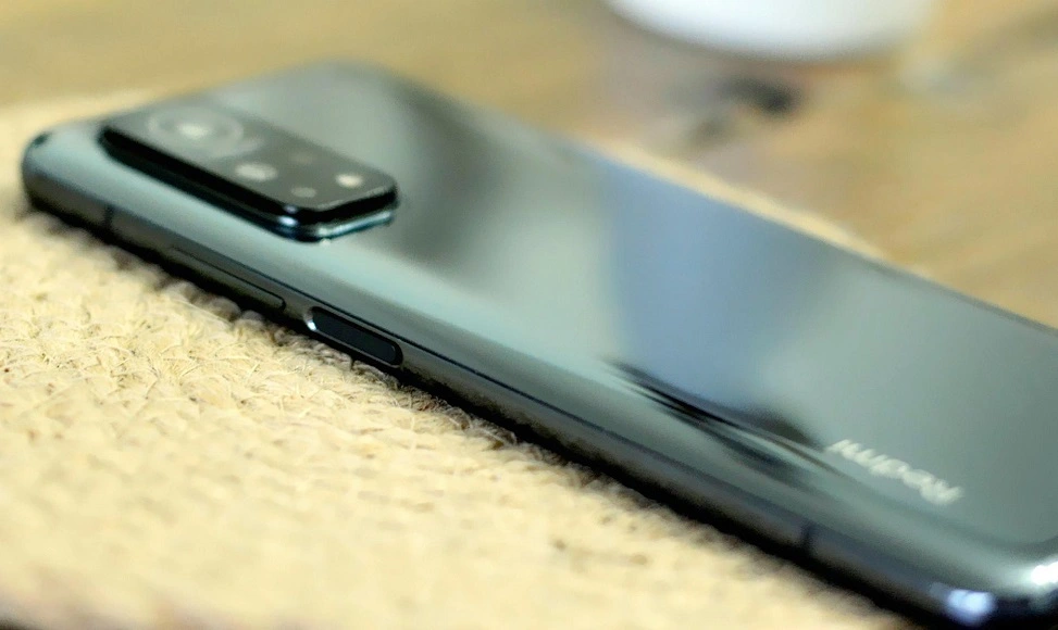 Redmi si prepara a rilasciare uno smartphone con processore Snapdragon 775G