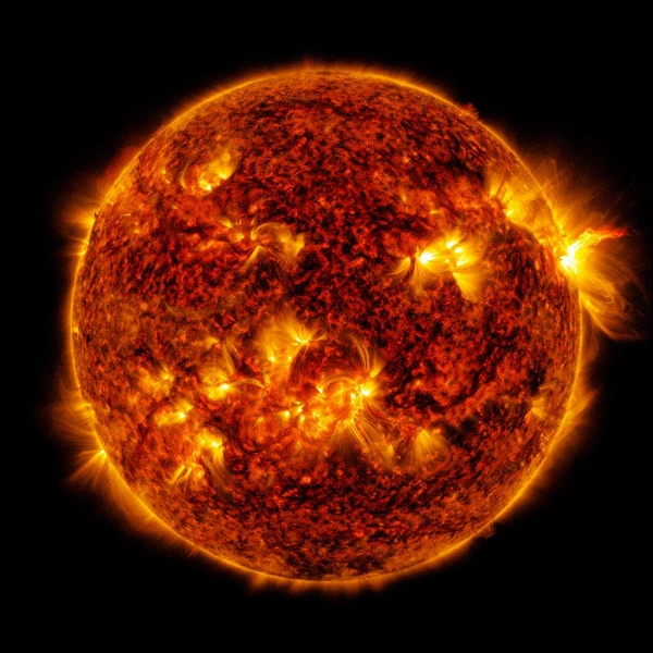最も強力なフラッシュは太陽の下で発生しました