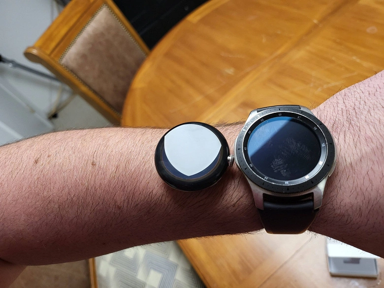 Google Pixel Watch Smart Watchs non sarà economico. Le voci attribuiscono al prezzo di novità entro 300-400 dollari
