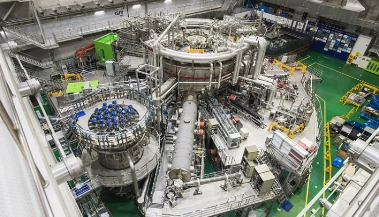 KSTAR tokamak estabelece novo recorde para confinamento de plasma em 100 milhões de graus