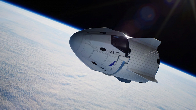 Weltraumtouristen, die an der ISS festgehalten wurden, flogen schließlich zu Boden