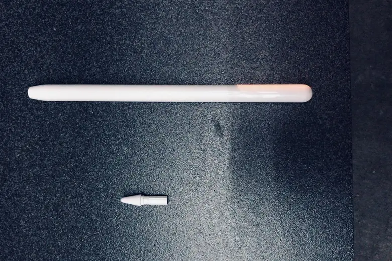 새로운 스타일러스 Apple Pencil이 처음으로 생중계되었습니다.