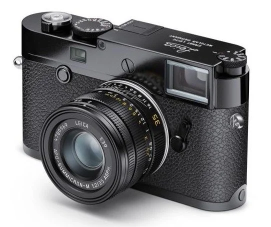 Präsentierte eine schwarze Version der Kamera Leica M10-R