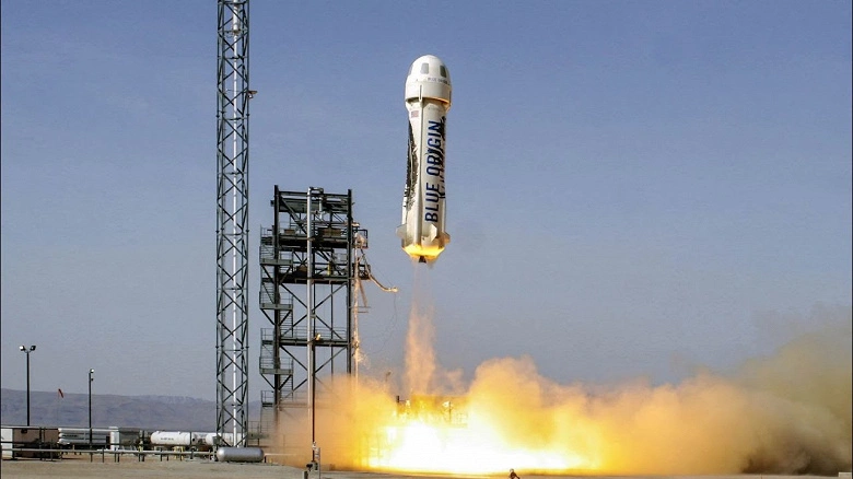 Ilon Mask hat das nicht gelöst. Jeff Bezos fliegt zuerst in den Weltraum auf dem neuen Shepard-Schiff zusammen mit ihrem Bruder
