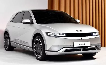 La voiture électrique Hyundai loniq5 d'une autonomie de 631 km est estimée à 52 000 $