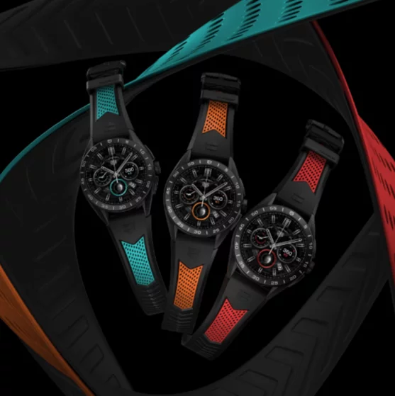 TAG Heuer Connected Calibre E4 스마트 워치의 가치는 $2,000 이상입니다.