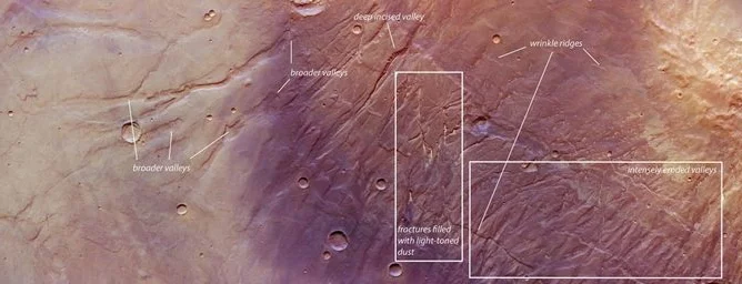 異常に高い解像度で示される火星の広がり