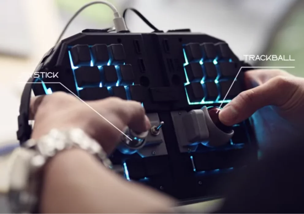 GrabShell - teclado joystick modular incomum com trackpad [VIDEO]