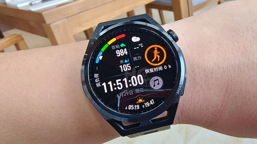 HUAWEI Watch 3 시리즈는 주요 HarmonyOS 3 업데이트를 받았습니다.