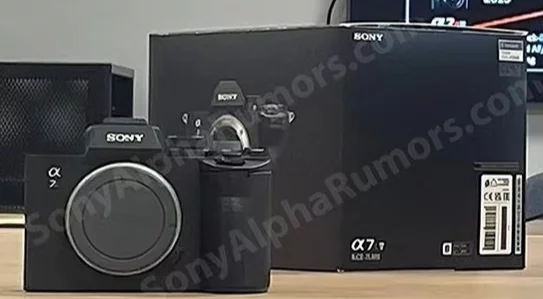 Surgiram imagens da inusitada Sony A7L V: a primeira câmera digital feita para canhotos
